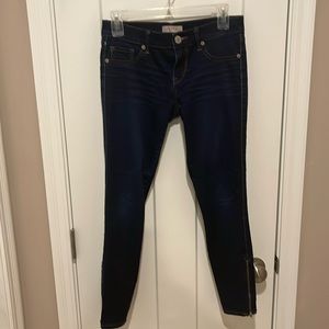Express Stella, ankle zipper jeggings!  Dark jean, butter soft - size 4